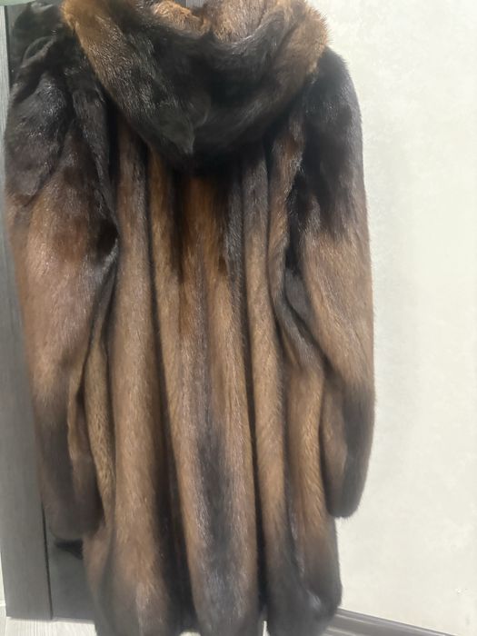 Продам норковые шубы