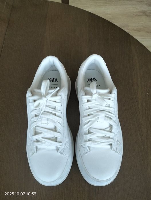 Кросовки на платформе.