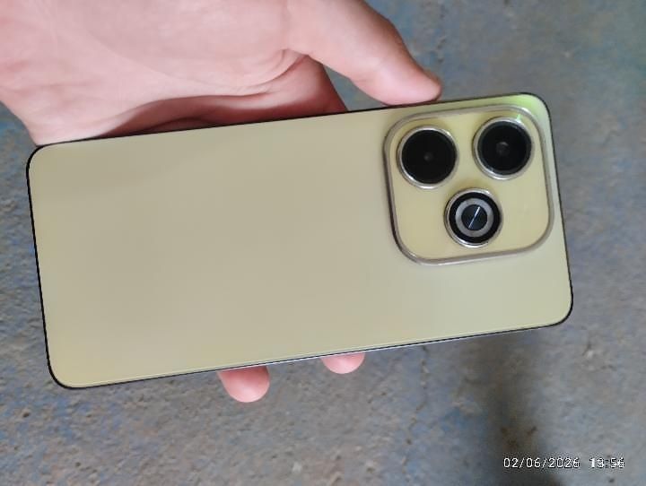 Infinix Hot 40 i