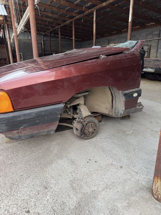 Продам Ауди 100 с3 2,3 на запчасти