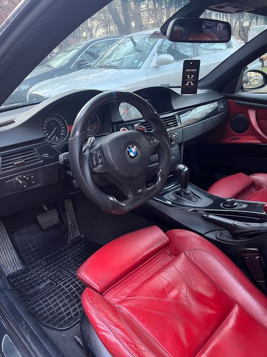 BMW E90 / E92 / E93 карбонов волан M style