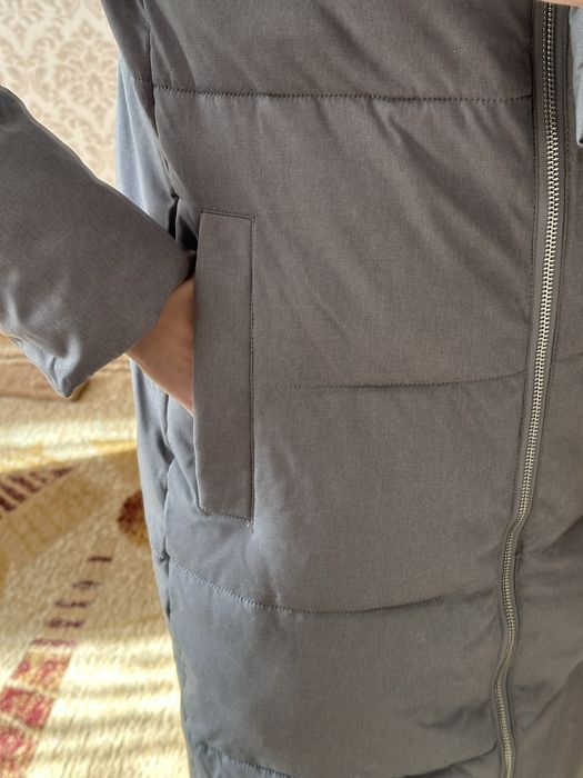 Зимний женский пуховик