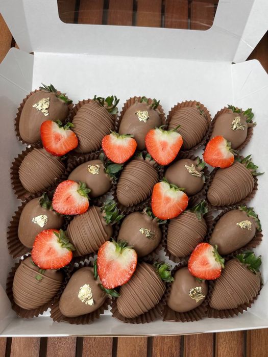 Макаронсы из миндальной муки