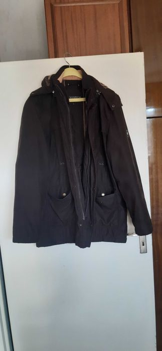 Подарявам мъжко яке и пуловер