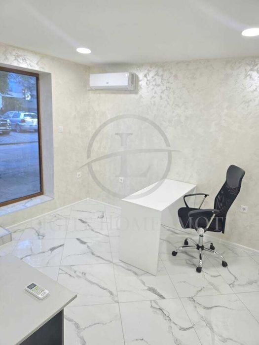Продава се Офис в Пловдив, Кършияка - 32 кв.м за 2469 €/кв.м - Снимка #3