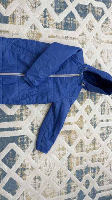 Продам куртки мальчикам по 7000