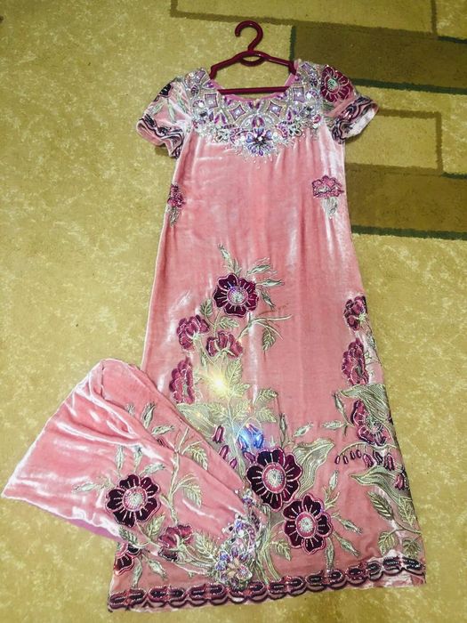 Продаеться платье