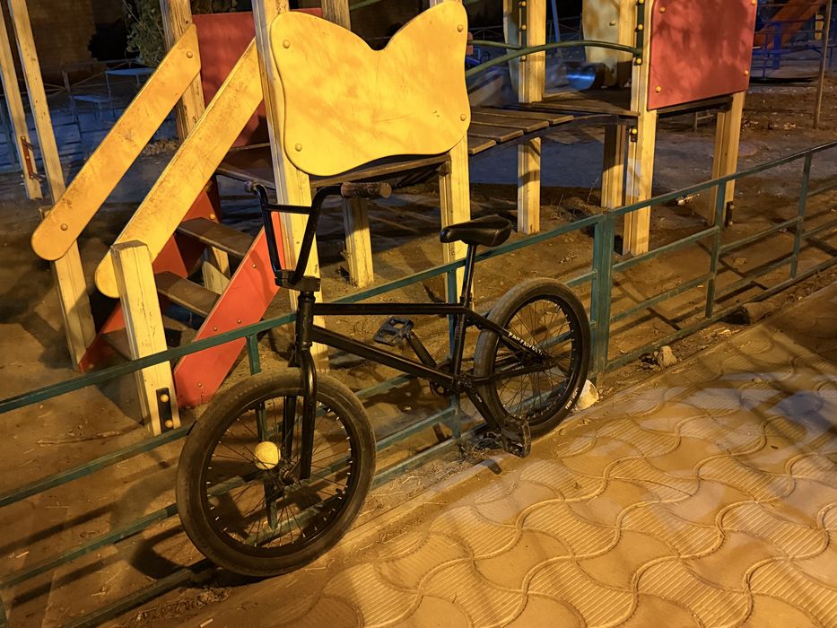 продам бмх срочно