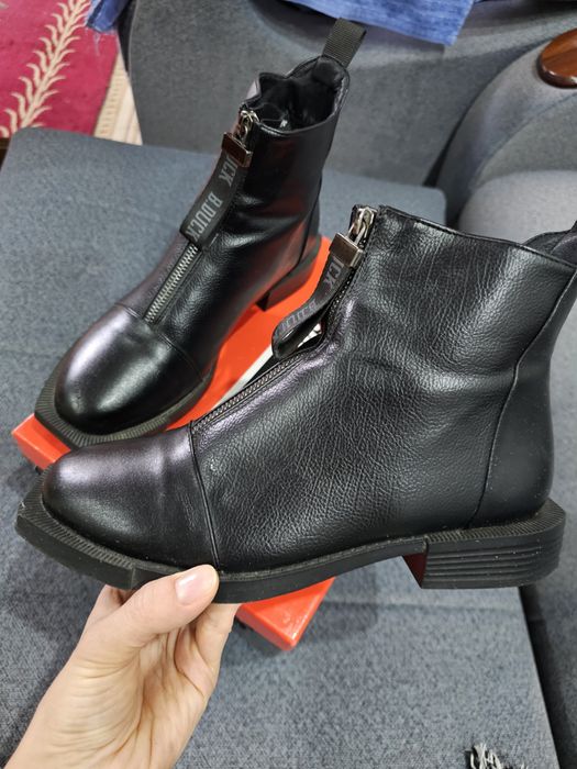 Ботинки женские 38-39 размер