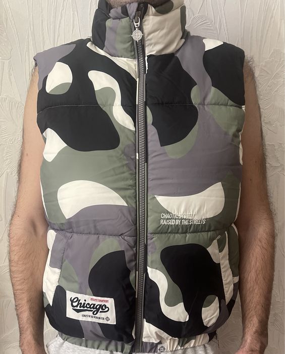 Продам мужскую жилетку