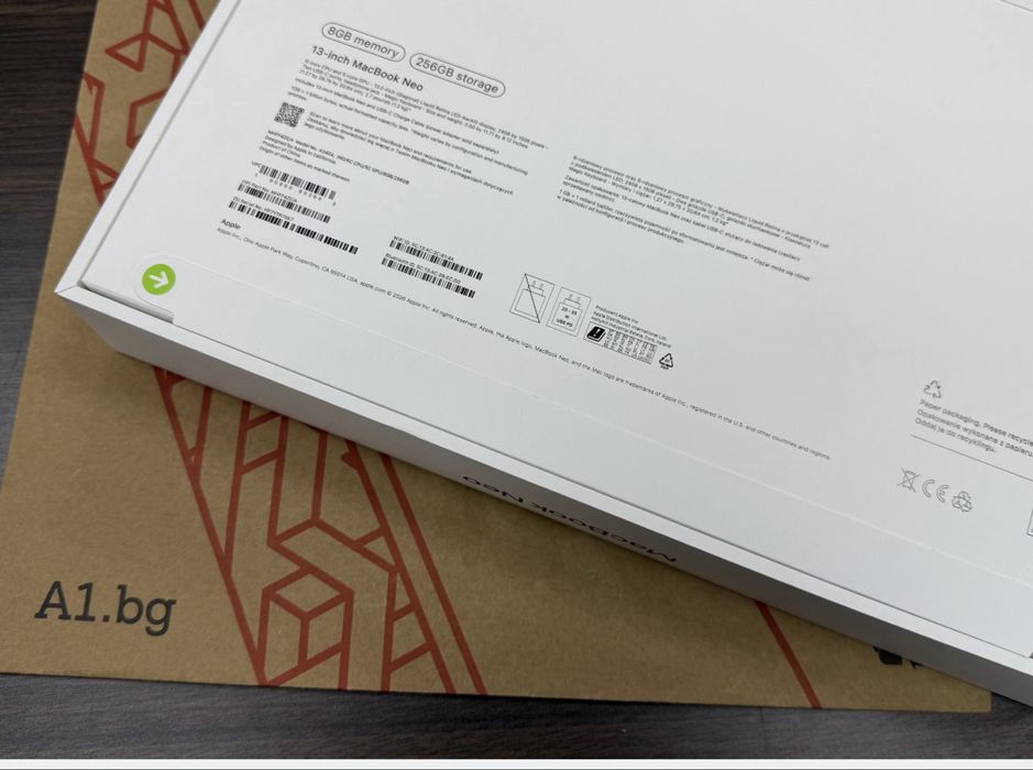 ЗАПЕЧАТАН 256GB MacBook Neo 13' 8GB A1 Гаранция до 2028 г. Indigo