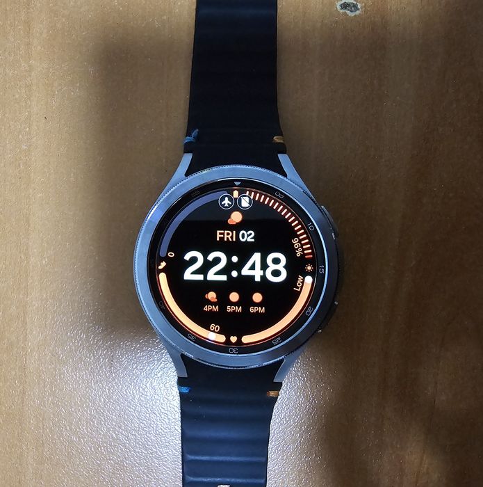 Смарт часовник Samsung galaxy
