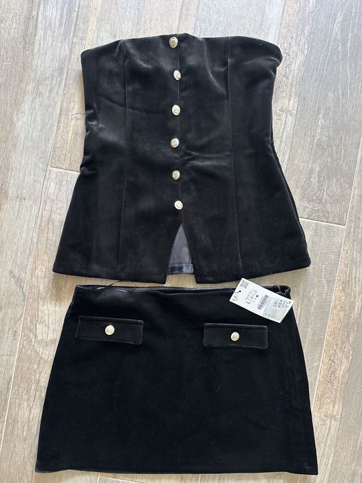 Нов комплект велурен Zara 50€ целия размер L но е умамен