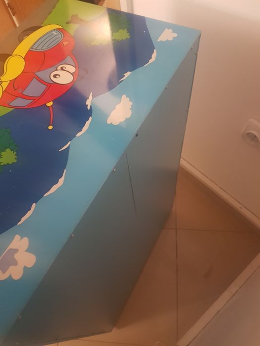 Детски шкаф рисуван