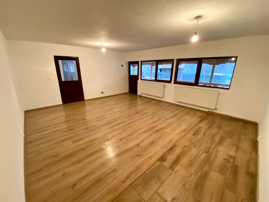 Casa de vanzare în comuna Stoenesti