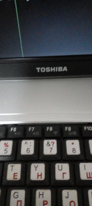 Ноутбук Тошиба .