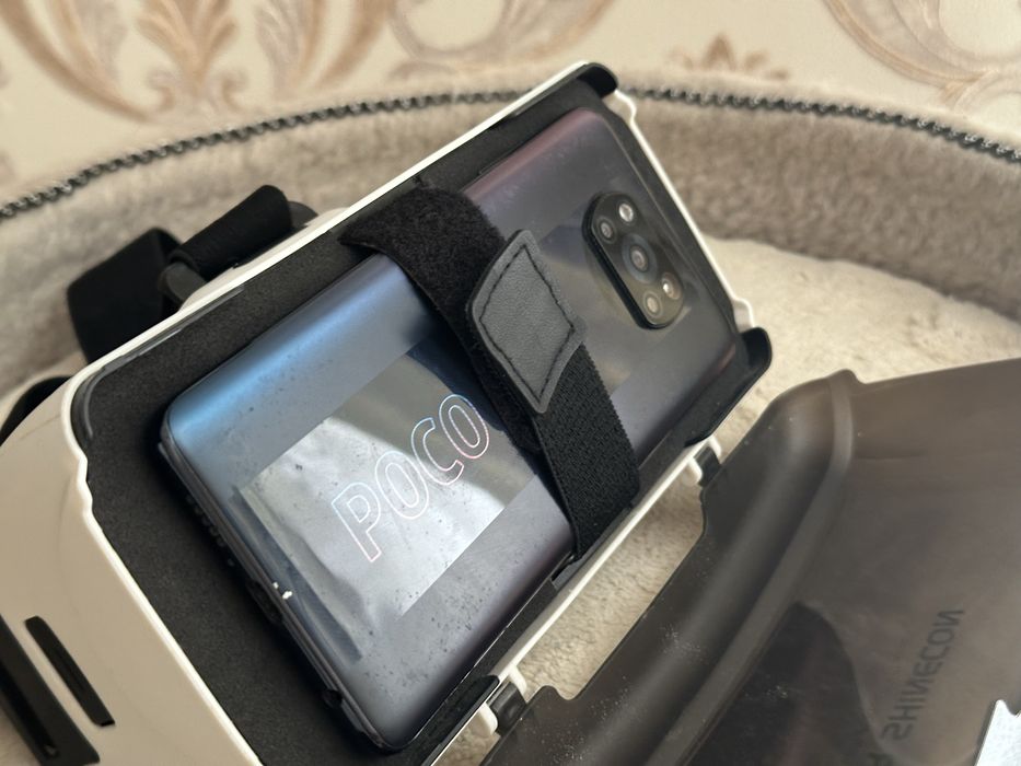 VR-адаптер для игр на телефоне настраимовый.