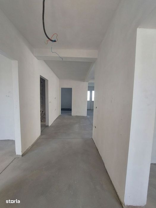 Sântandrei - casă împrejmuită, semifinisat avansat