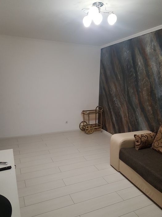 Inchiriez apartament disponibil pe 2.3 ianuarie