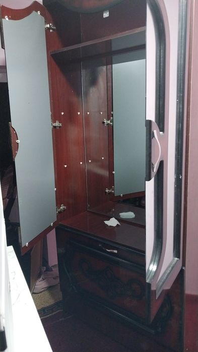 Шкаф сотилади гардеробный янгийул