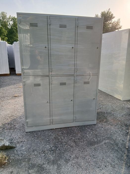 Шкаф металичиский адежни