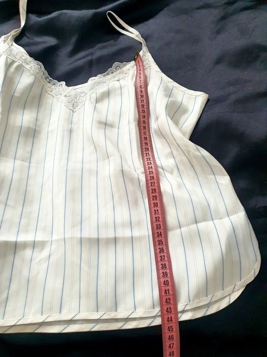 Compleu Hanro of Switzerland Pure Silk L XL Made in Switzerland 100% mătase nou