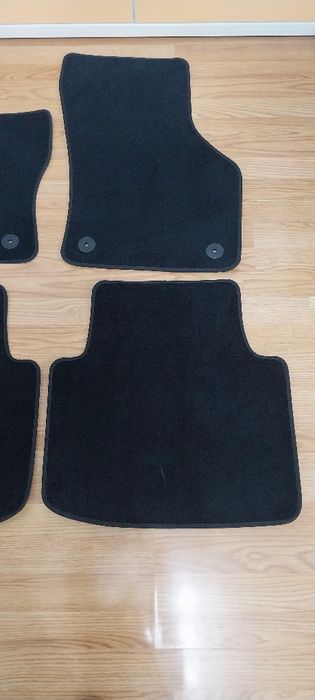 Мокетни стелки за Шкода Супърб