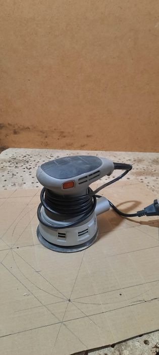 Продам шлифовальную машинку