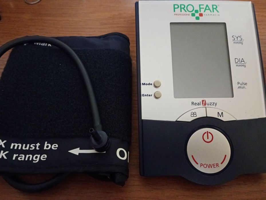 Monitor de tensiune arterială