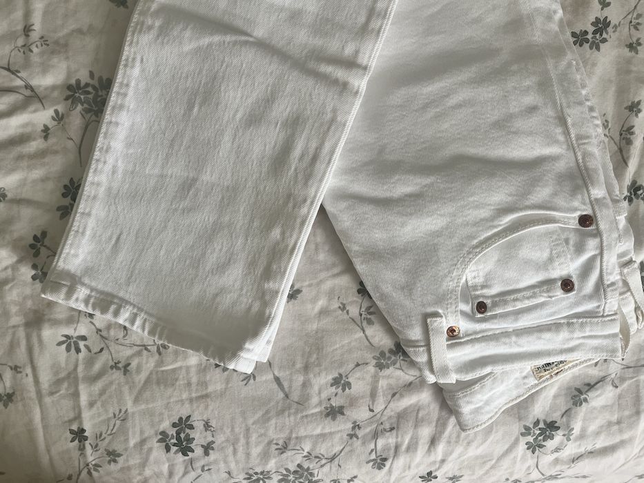 бели дънки Levi’s 501
