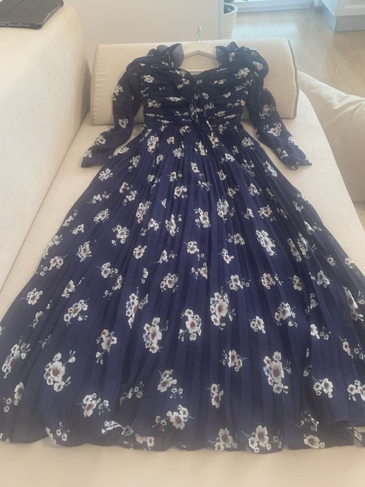 Rocihita SELF-PORTRAIT(ca si noua)