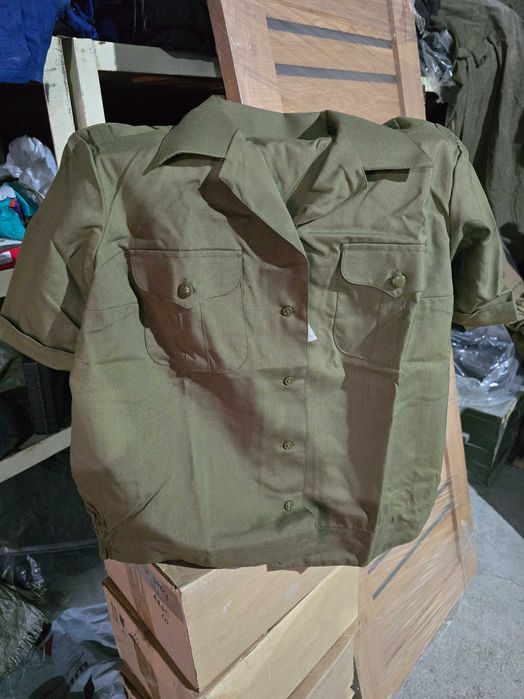 Продам военную рубашку.