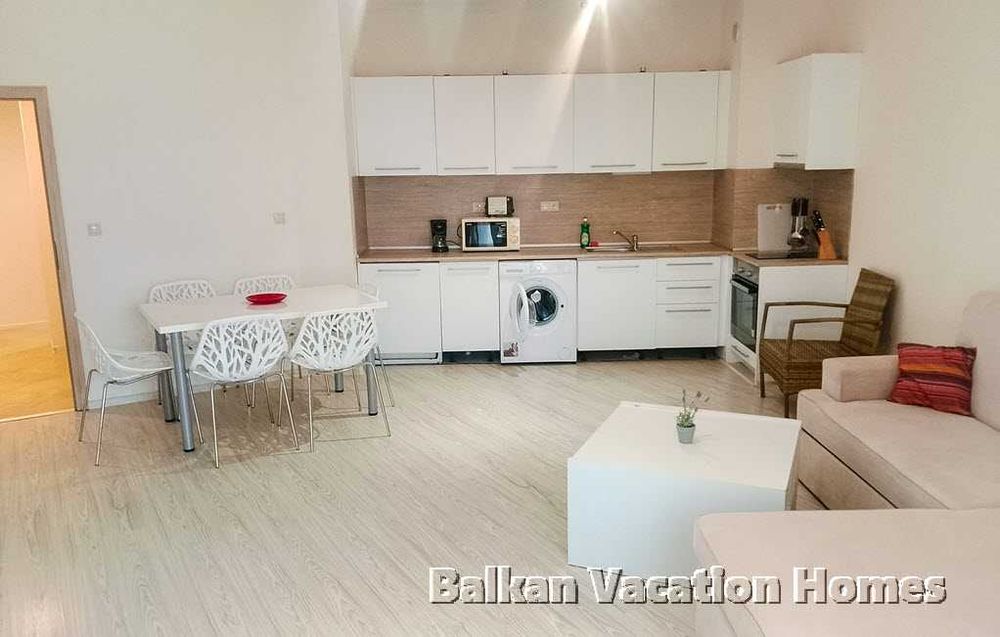 Зашеметяващ 3-стаен апартамент с гледка към морето във Varna South Bay Residence