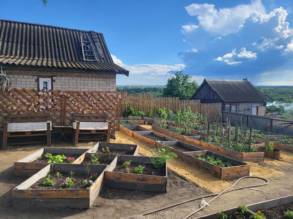 Продаётся дача в обществе Черёмушки