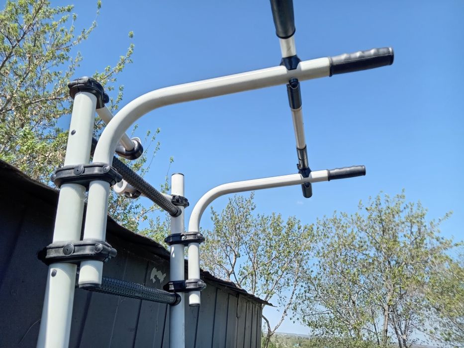 Турник в помещений