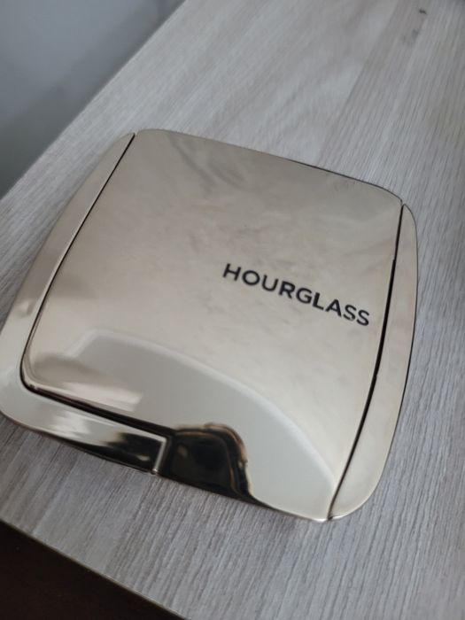 Румяна Hourglass-Mood  Exposure
