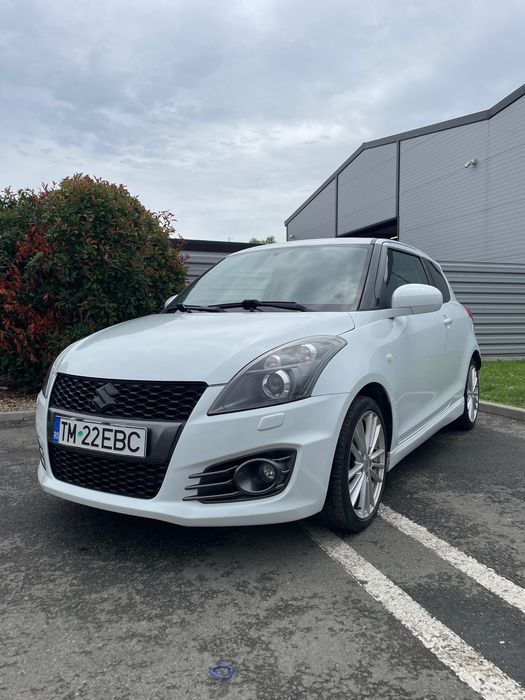 SUZUKI Swift 2013