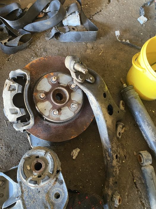 Запчасти toyota alphard