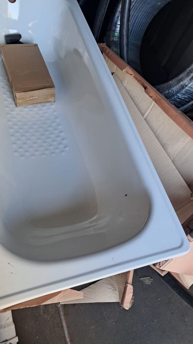 Продам ванны красивые удобные
