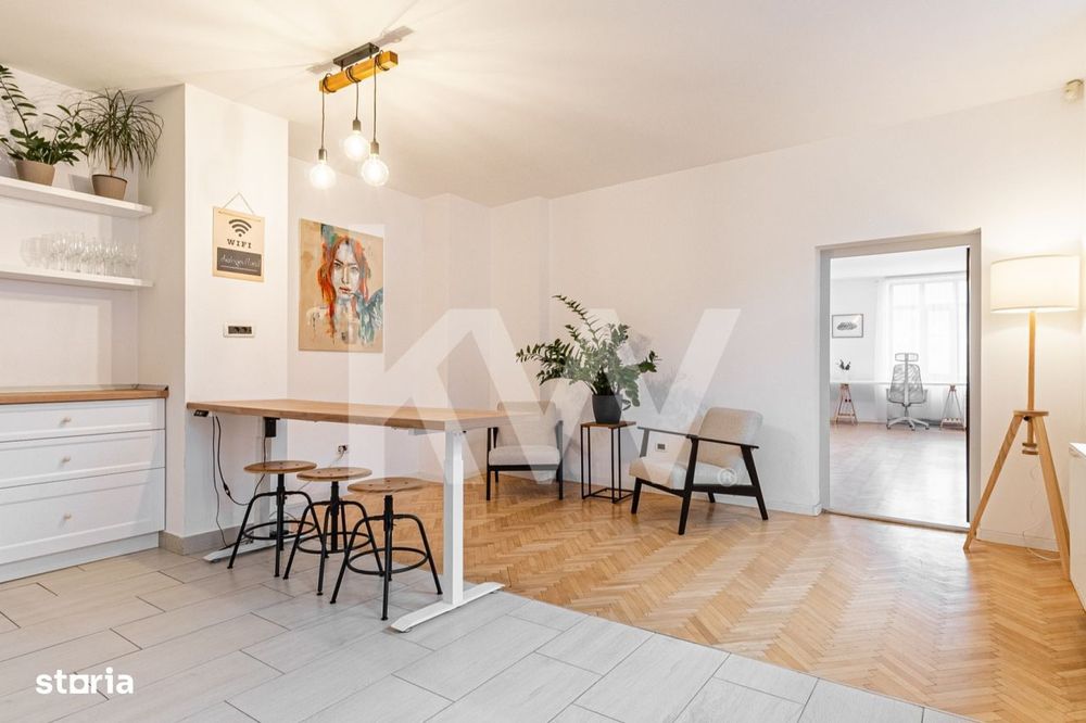 Apartament exclusivist in vila, ultracentral, curte cu acces auto