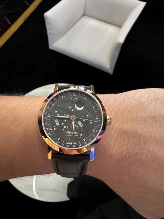 Швейцарские часы Epos