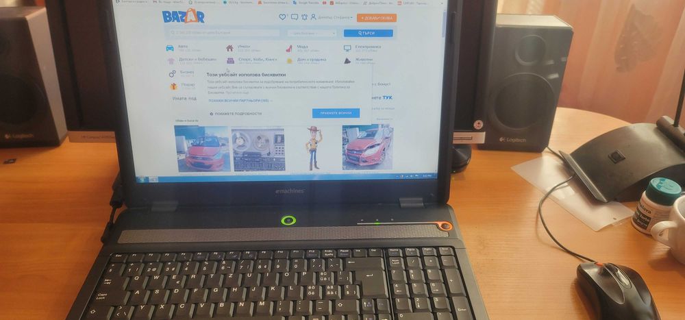 E mashines /Acer/ G720  18 инчов