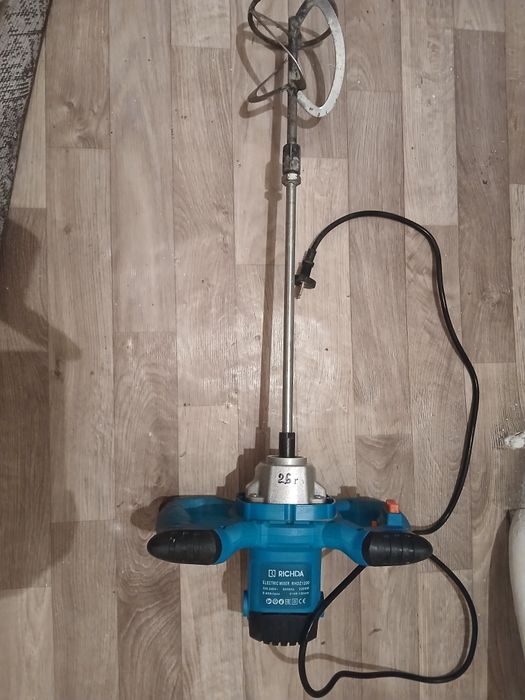 Миксер ручной 15000