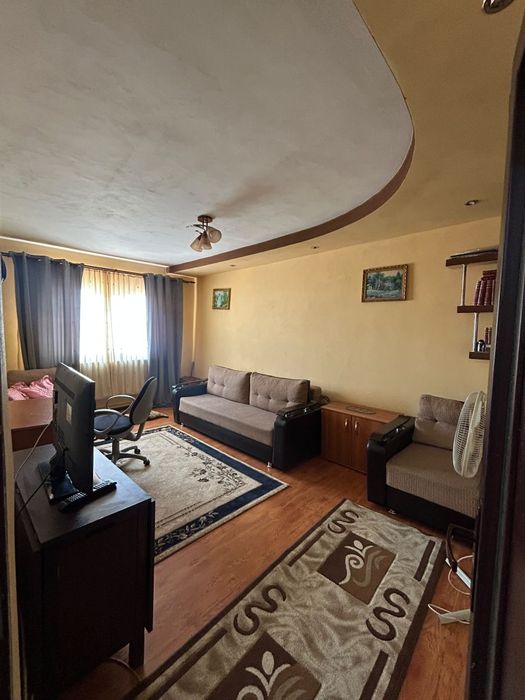 Apartament de inchiriat