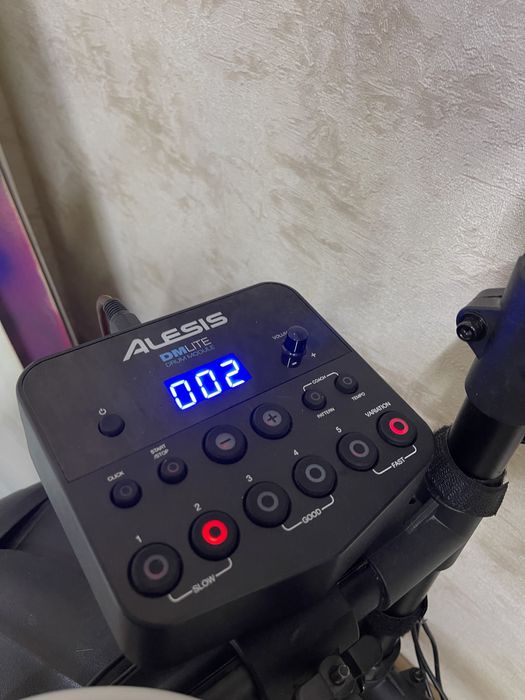 Электронные барабаны alesis dm lite kit