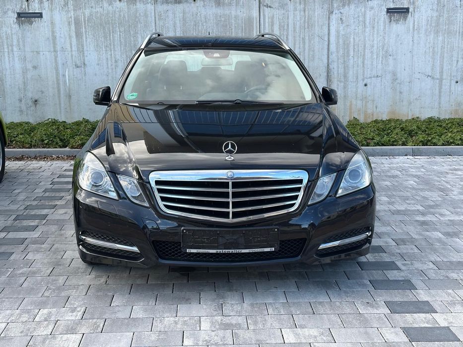 MERCEDES-BENZ E-Class 2011 — imagine 2