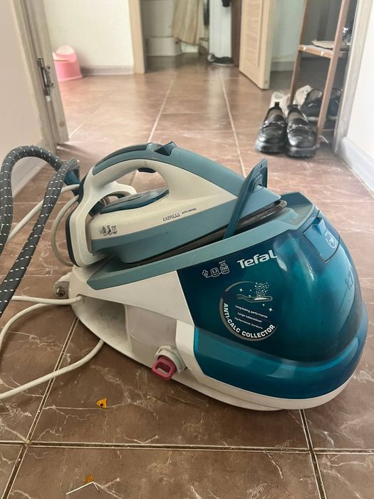 продам паровой утюг бу