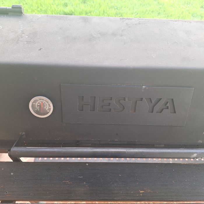 Gratar/BBQ Hestya