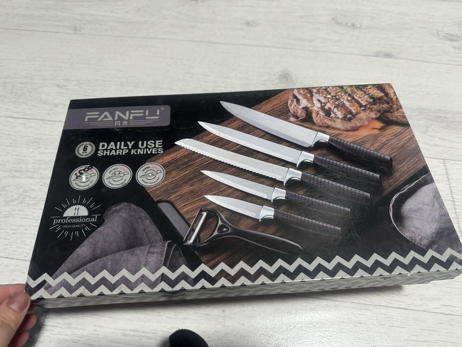 Набор кухонных ножей