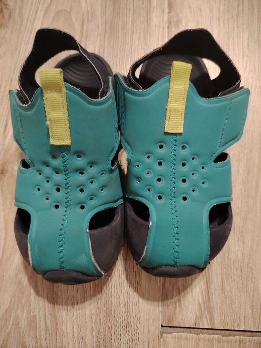 Sandale băieței 3 ani+